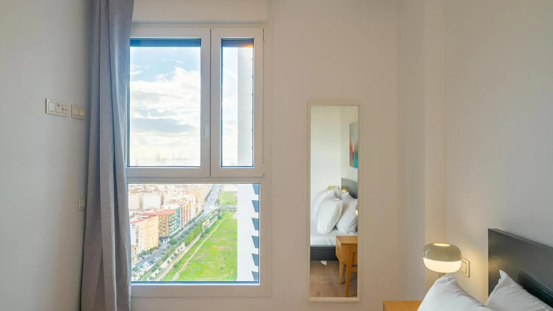 Xpce Urban 8 Skyline - Parking Free Apartment Malaga