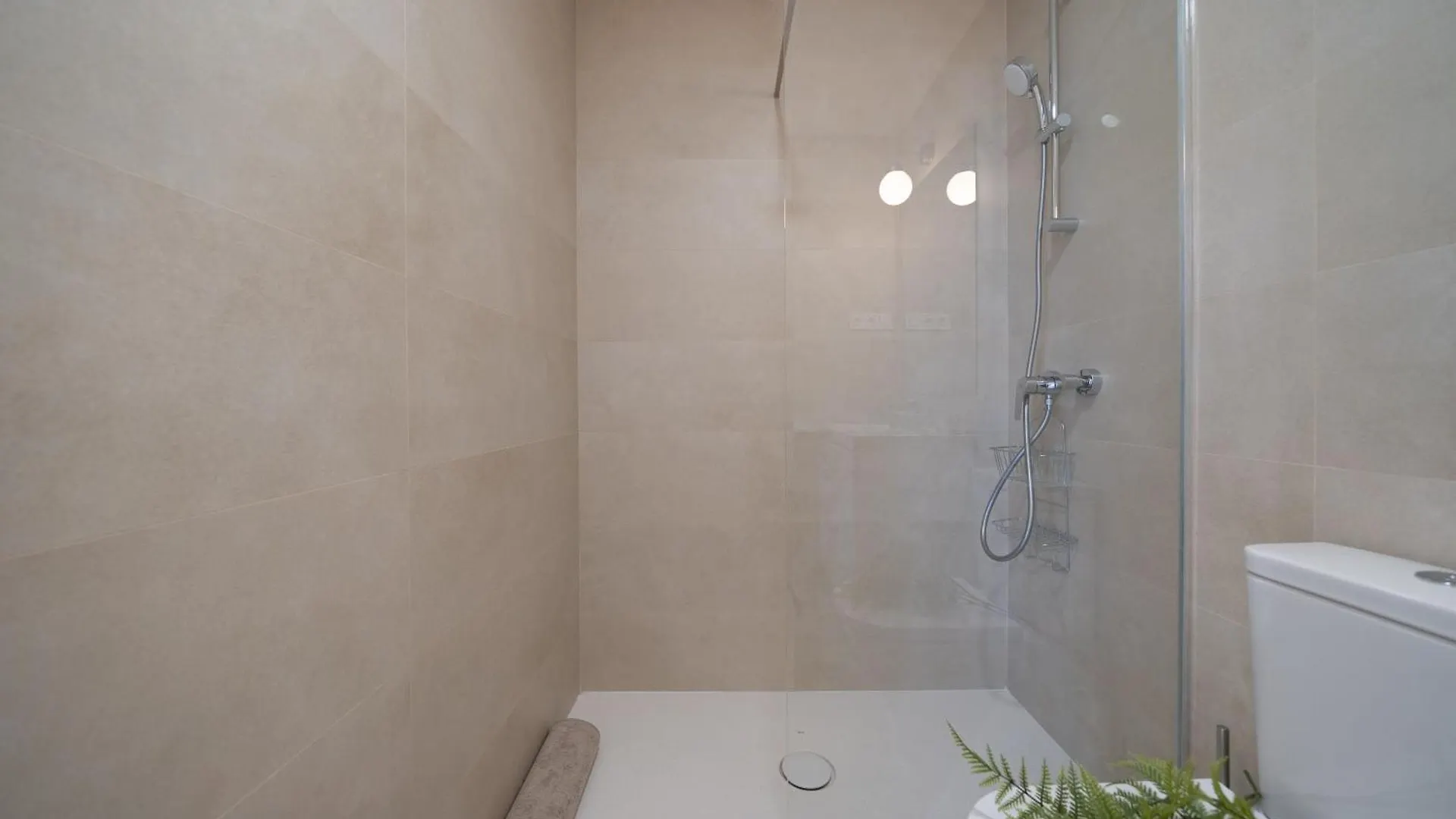 Xpce Urban 8 Skyline - Parking Free Apartment Malaga