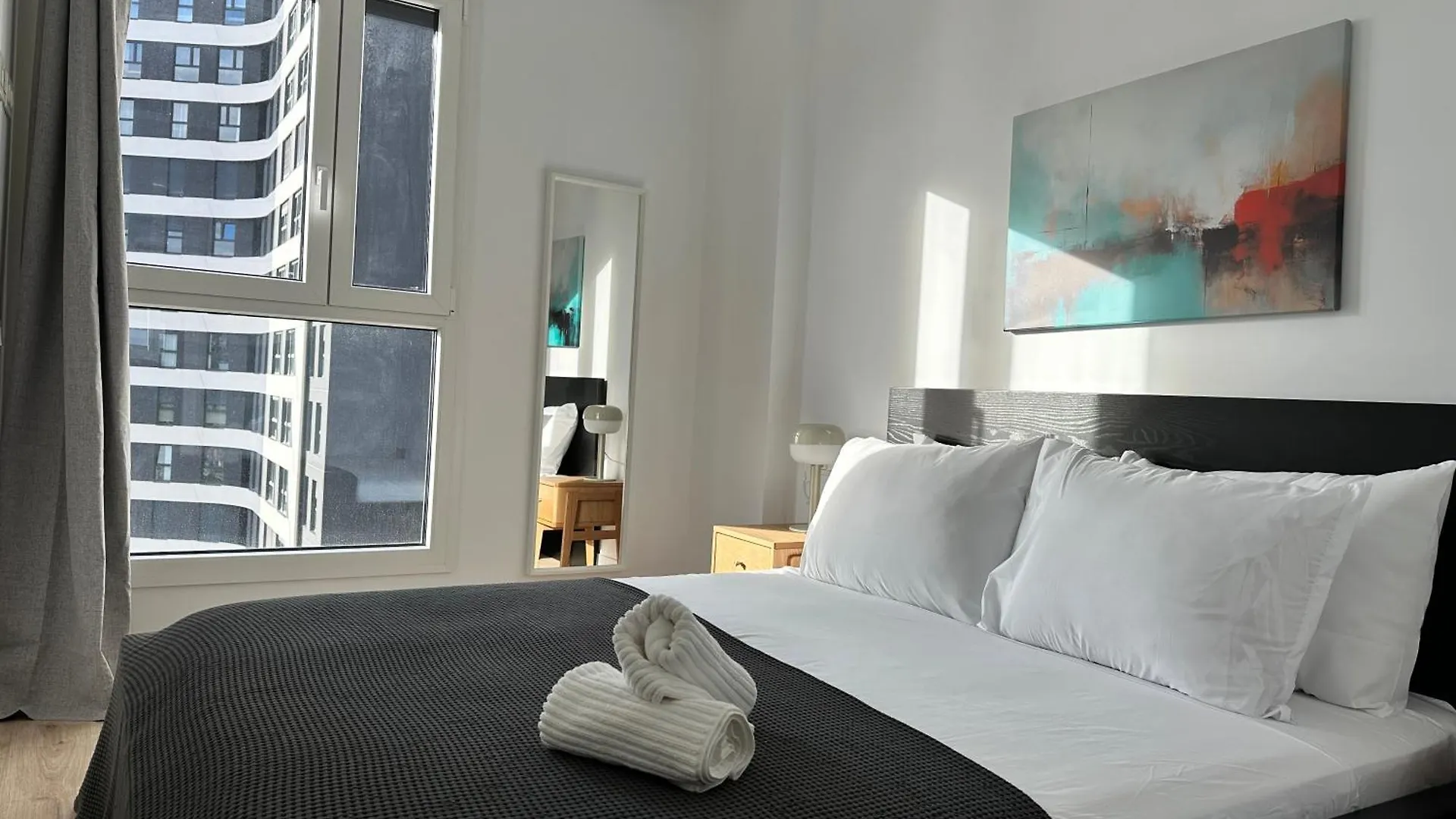 Xpce Urban 8 Skyline - Parking Free Apartment Malaga